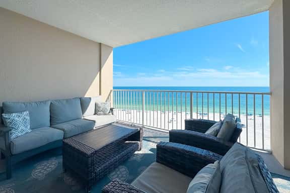 Beachfront 3BR*Gorgeous Views*Indoor/Outdoor Pool - Image 1