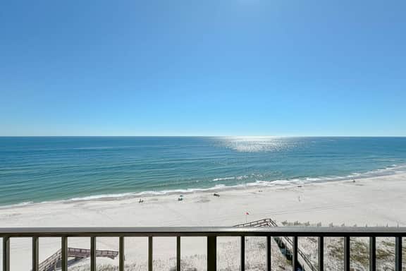 New! 2BR Beachfront*Panoramic Views*Pool*Hot Tub - Image 4
