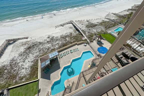 New! 2BR Beachfront*Panoramic Views*Pool*Hot Tub - Image 5